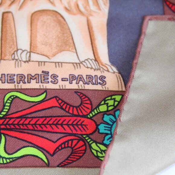 Hermes Torana Silk Scarf. Beautiful Combination of Colors - Picture 4 of 13